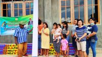 Anggota DPR Papua Bantu Plafon GPdI Bethania Yoka