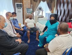 Tiga Dokter Singapore Periksa Kesehatan Gubernur Papua