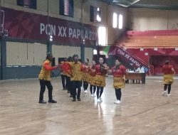 11 Tim Ramaikan Lomba Tari Yospan