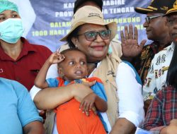 Kunjungi Kampung Wami Nabire, Pj Gubernur Papua Tengah Launching Gerak Cepat Atasi Stunting