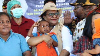 Kunjungi Kampung Wami Nabire, Pj Gubernur Papua Tengah Launching Gerak Cepat Atasi Stunting