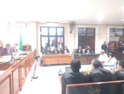 Johannes Rettob dan Silvy Herawati Dinyatakan Tak Terbukti Korupsi Pengadaan Pesawat