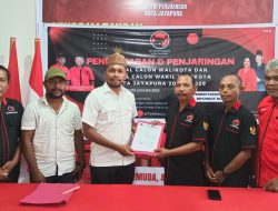 Tokoh Muda Reza Kaitam Daftar Bakal Calon Wakil Walikota Jayapura di PDI Perjuangan