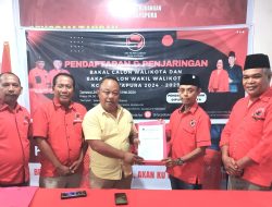 Abisai Rollo Resmi Daftar Balon Walikota Jayapura di PDI Perjuangan dan Partai Hanura
