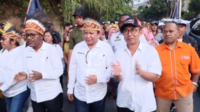 Frans Pekey – Mansur Resmi Daftar Calon Wali Kota dan Wakil Wali Kota Jayapura