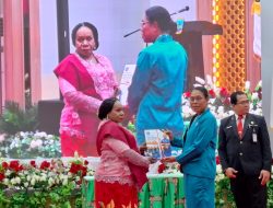 Ny Ursula Wonda Kembali Pimpin TP PKK Puncak Jaya