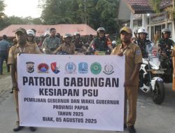 Bersama Dandim dan Kapolres, Wabup Jimmy Kapisa Pimpin Konvoi Patroli Kesiapan PSU Pilgub Papua