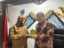 Hari Pertama di Biak, Dubes Masaki Kunjungi Kantor Bupati dan Goa Jepang