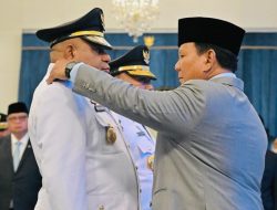 Presiden Prabowo Lantik Mathius Fakhiri dan Aryoko Rumaropen Sebagai Gubernur dan Wakil Gubernur Papua