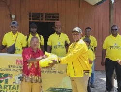 Golkar Mamberamo Raya Rayakan HUT ke-61 dengan Berbagi Sembako