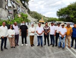 DPR Papua–DPR Kota Tinjau Longsor di Jalan Ring Road, PUPR Papua Pastikan Sabtu Jalan Dibuka