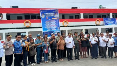 Mudik Gratis Nataru, Wagub Papua Lepas Ribuan Warga dari Pelabuhan Jayapura