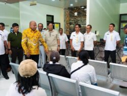 Gubernur Fakhiri Tinjau Samsat Biak Numfor, Pastikan Pelayanan Publik Berjalan Optimal