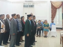 Bupati Markus Mansnembra Lantik Pengurus FKUB Biak Numfor Periode 2025–2030