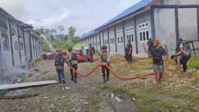 Percobaan Pembakaran Ruang Kelas SMA Negeri 2 Dekai, Aparat Gabungan Lakukan Pengamanan