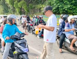 Gerindra Turun ke Jalan! Ribuan Takjil Dibagikan Serentak di Seluruh Papua Saat Ramadan