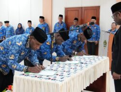 Kakanwil Kemenag Papua Lantik 3 Pejabat Administrator, Tekankan Integritas dan Inovasi Layanan Umat