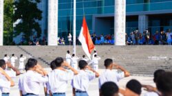 Gubernur Fakhiri Pimpin Upacara Hardiknas 2026, Mendikdasmen Tekankan Pendidikan Memuliakan Manusia dan Deep Learning