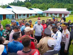 Gubernur Fakhiri Tinjau Puskesmas Trimuris di Mamberamo Raya, Siapkan Jalur Darat Alternatif Kurangi Risiko Laka Sungai