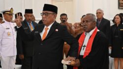 Bupati Markus Mansnembra Resmi Lantik Zacharias Mailoa sebagai Pj Sekda Biak Numfor