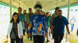 Tinjau SPPG Supiori, Gubernur Fakhiri Dorong Petani dan Nelayan Terlibat Program MBG
