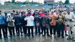 Bupati Melkianus Mote Resmi Berangkatkan 12 Siswa Deiyai ke Program ADEM 2026