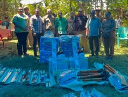 Johanes Markus Wakum Bersama Dinas Pertanian Papua Serahkan Bantuan untuk 7 Kelompok Tani Sagu di Biak