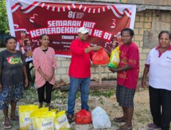Semarak HUT RI ke-81, Warga Tobati-Engros Gelar Bakti Sosial dan Bersih Pantai