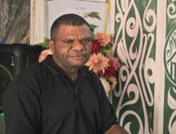 Laurenzus Kadepa Apresiasi Kebijakan Bupati Paniai, Dorong “Kamis Tanpa Nasi” Jadi Gerakan Ketahanan Pangan