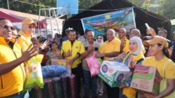 Peduli Korban Kebakaran Dok V, Golkar Papua Salurkan Bantuan untuk Warga Pengungsi