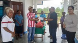 Reses di Biak, Anggota DPR Papua Martinus Pasang Serahkan 40 Sak Semen untuk Pembangunan Pagar Gereja Sion Waroi Sup