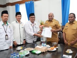 Gubernur Fakhiri Minta BAZNAS Papua Perluas Manfaat Zakat untuk Masyarakat