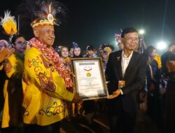 Fantastis! 2.026 Ukulele Berbunyi Bersamaan, Festival Budaya Biak Pecahkan Rekor MURI